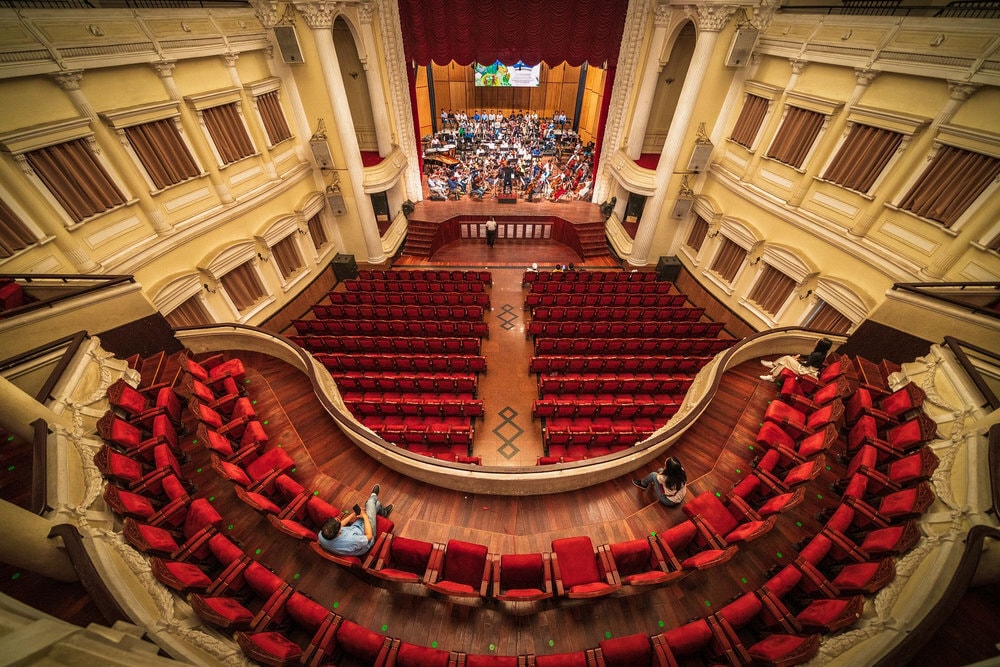 The stage's distinctive arched design makes the sound clearer and deeper, allowing the audience to fully enjoy the performances 